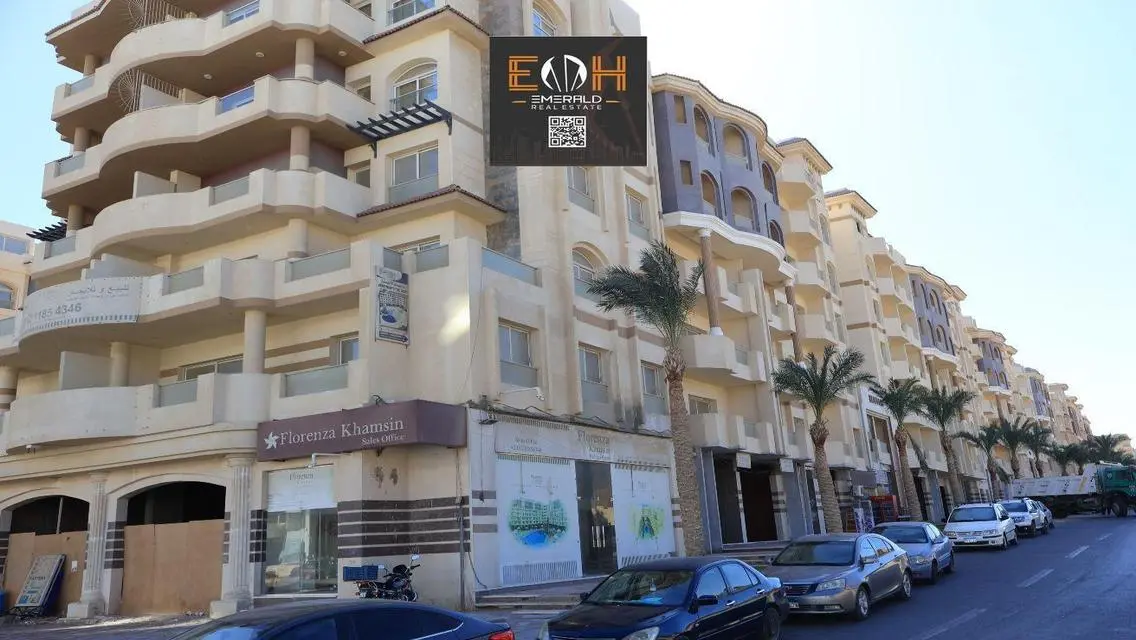 Luxury Apartment for Sale in Florenza Khamsin - 1300 sqm