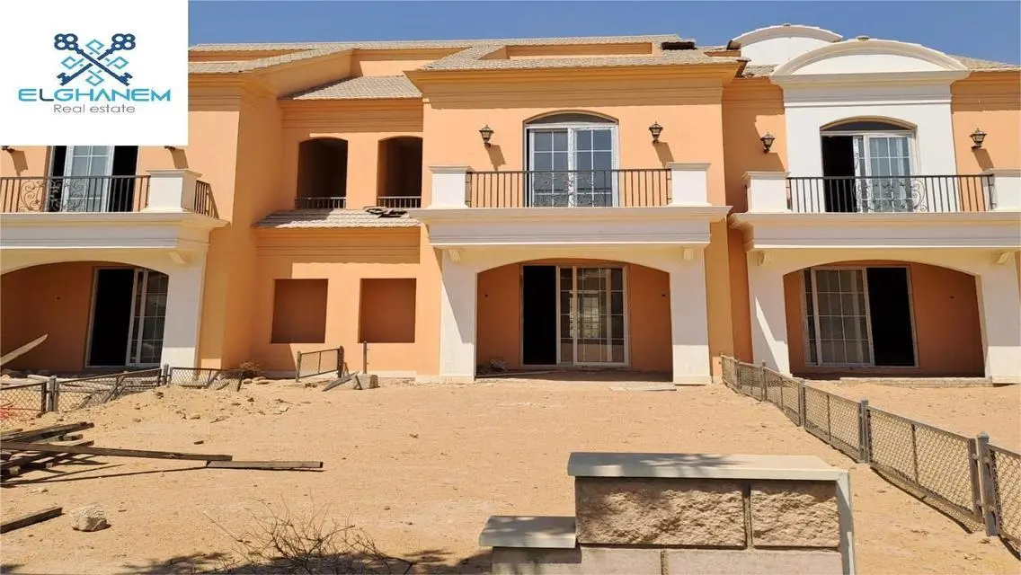 Twin house snapshot for sale excellent location