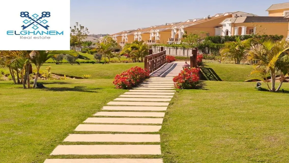 Twin house snapshot for sale excellent location