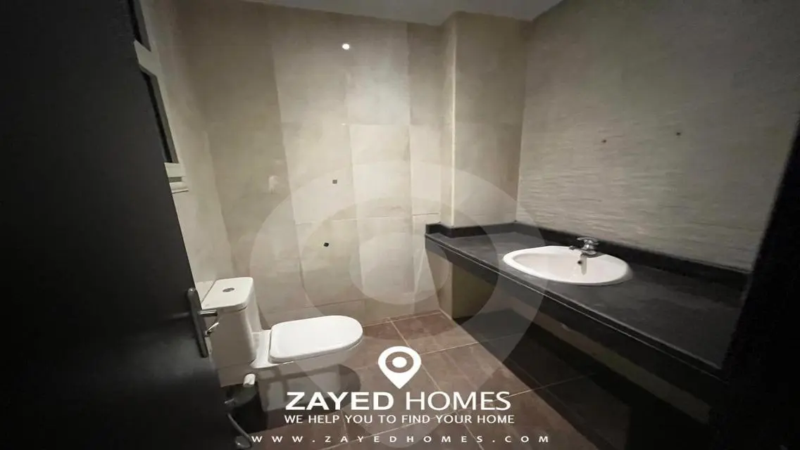 Duplex for sale in Beverly Hills - Sodic