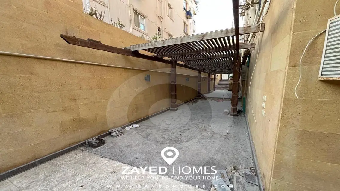 Duplex for sale in Beverly Hills - Sodic