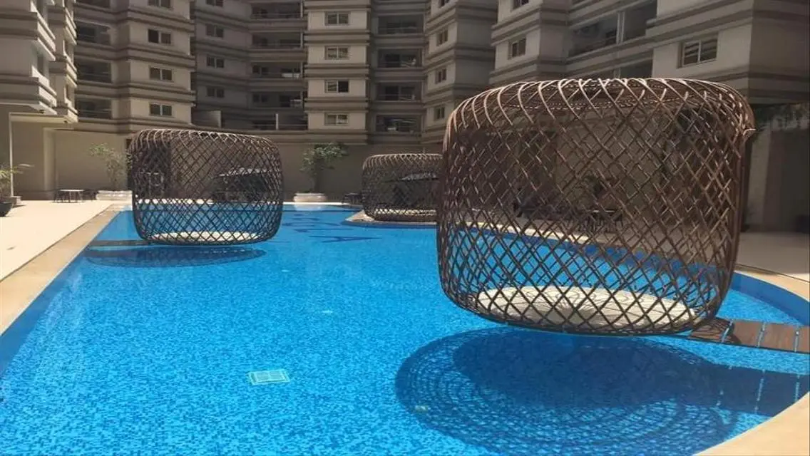 Fully finished apartment with pool view
