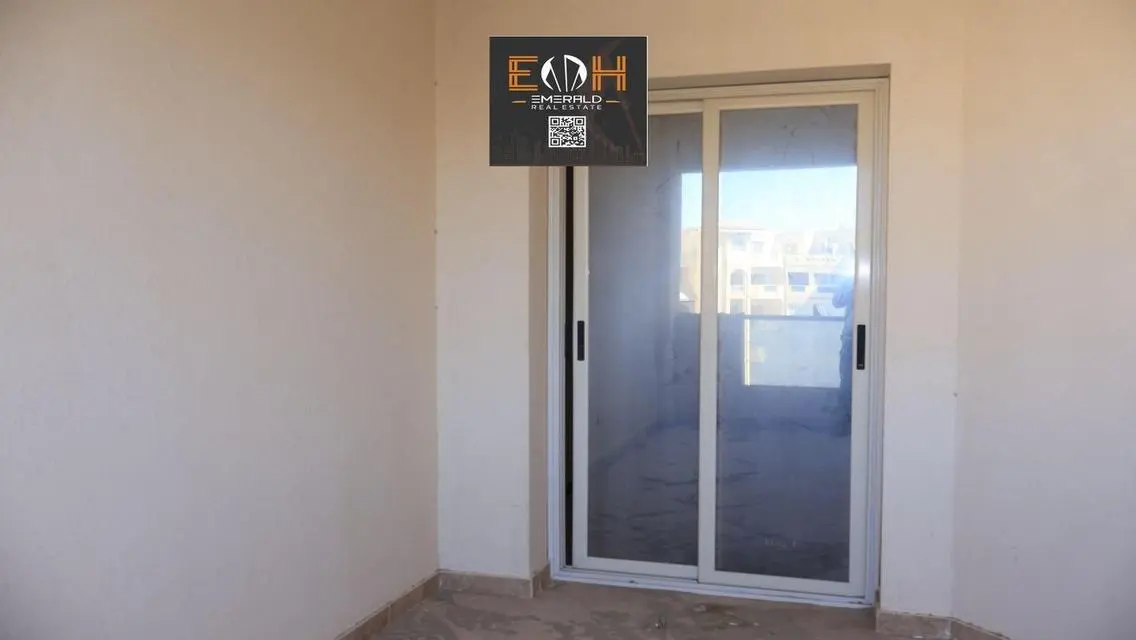 Luxury Apartment for Sale in Florenza Khamsin