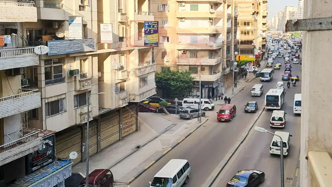 شقة للبيع 250 م لوران (ش أبو قير)