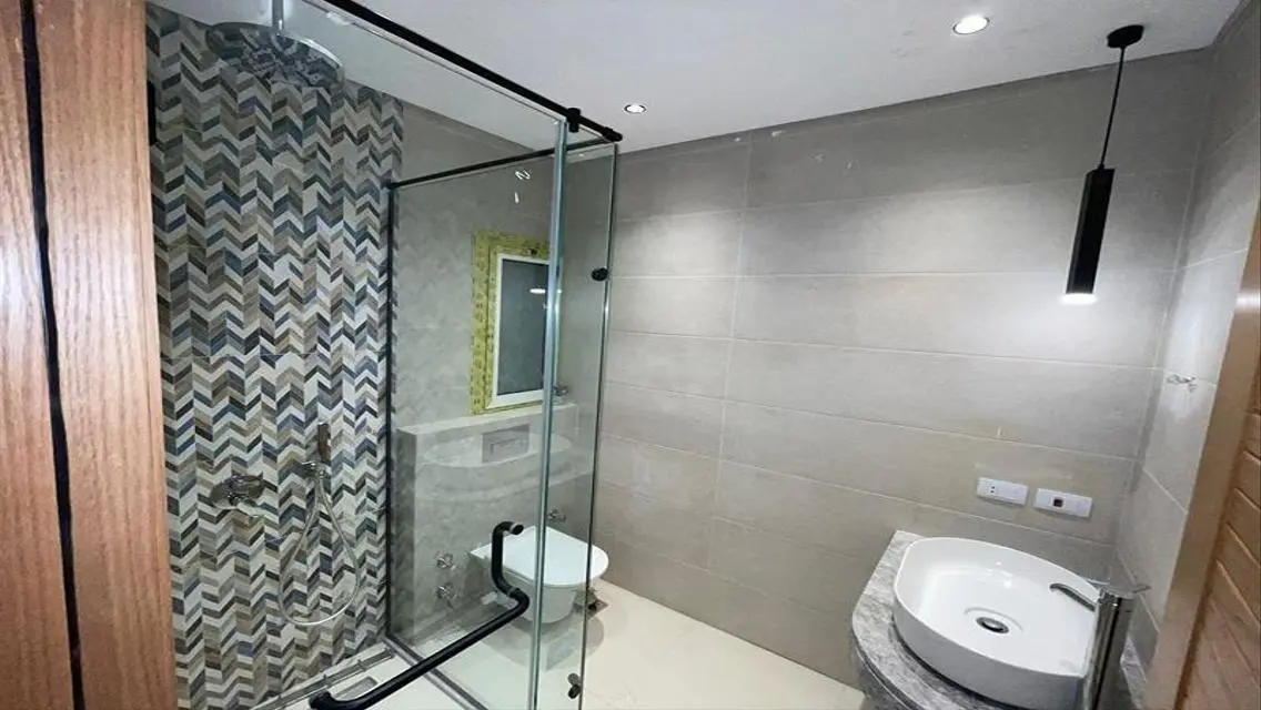 upper chalet for sale with best location 4 bedroom