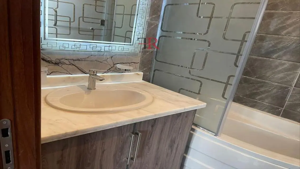 Luxury Apartment with 192 sqm in a Prime Location