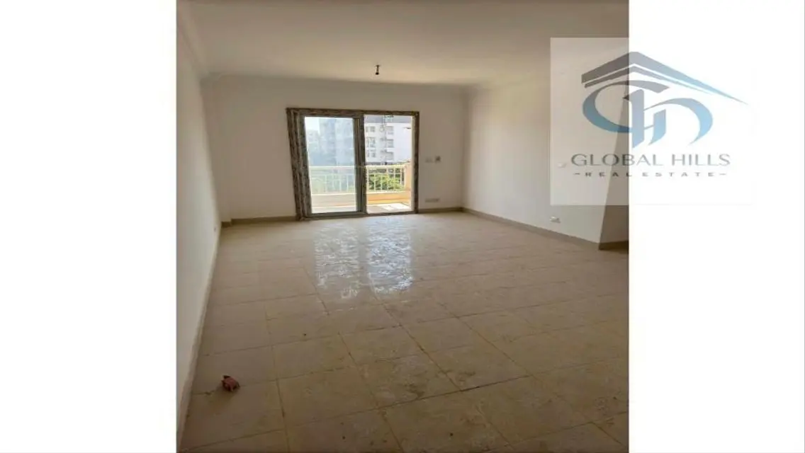 Apartment prime location for sale in madinaty