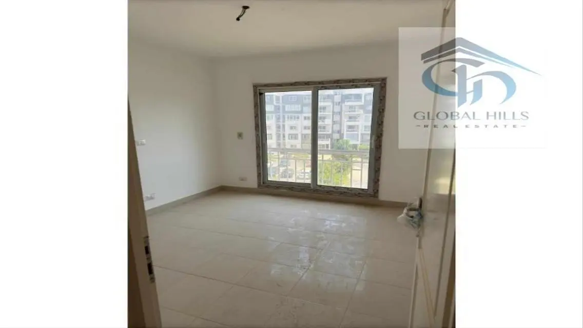 Apartment prime location for sale in madinaty