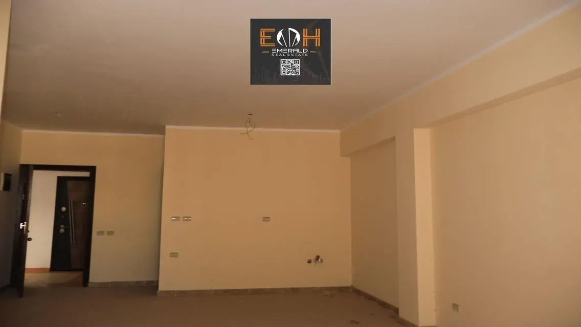 Luxurious Apartment in Florenza Khamsin