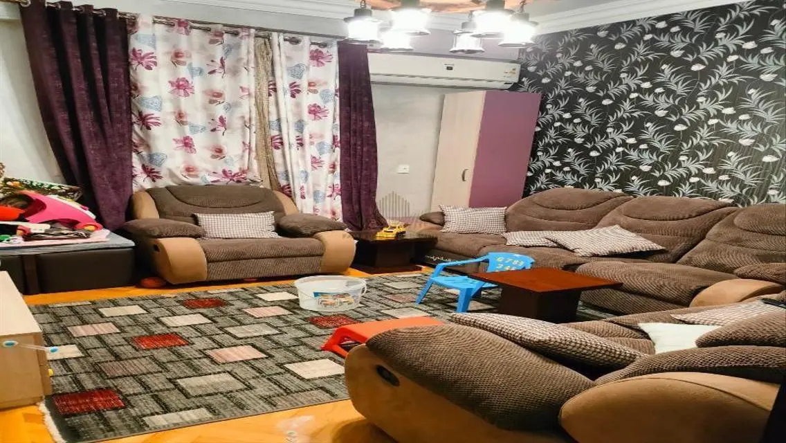 بلوكيشن مميز جدا, دقيقه من التسعين الشمالي