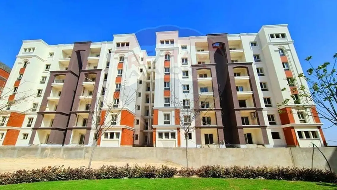 شقة ارضي بجاردن للبيع 153 م  + 96 م جاردن