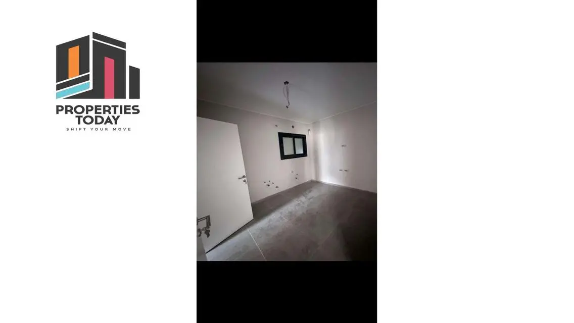 شقة للبيع بموقع مميز جدا في تولوة