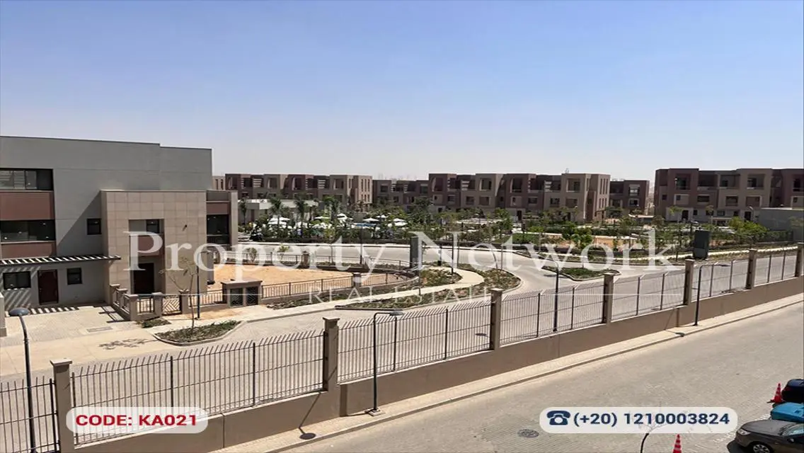 Apartment for Sale ,District 5 ,Marakez Compound .