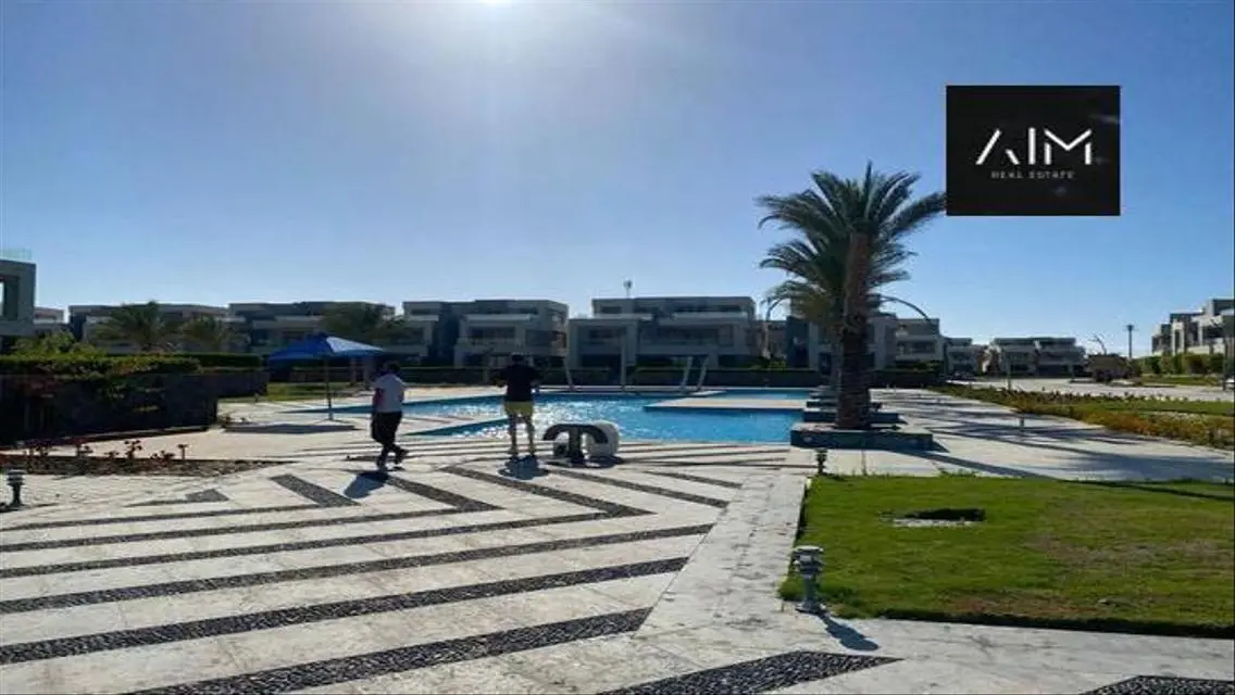 chalet 4 bed in lavista ras elhekma downpayment10%
