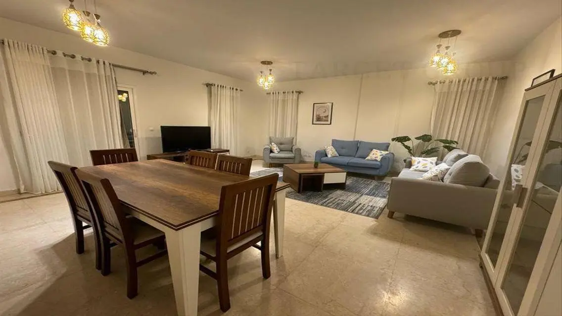 Ultra modern furnished apartment in Boulevard