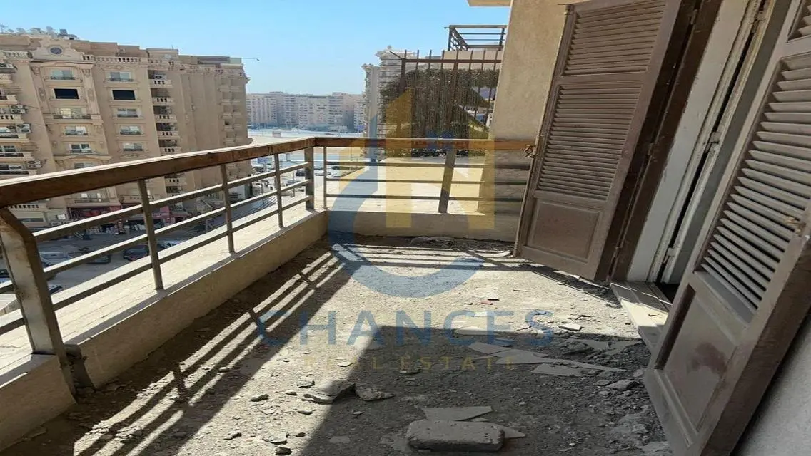 شقة للبيع واجهه امامية في المعراج العلوي