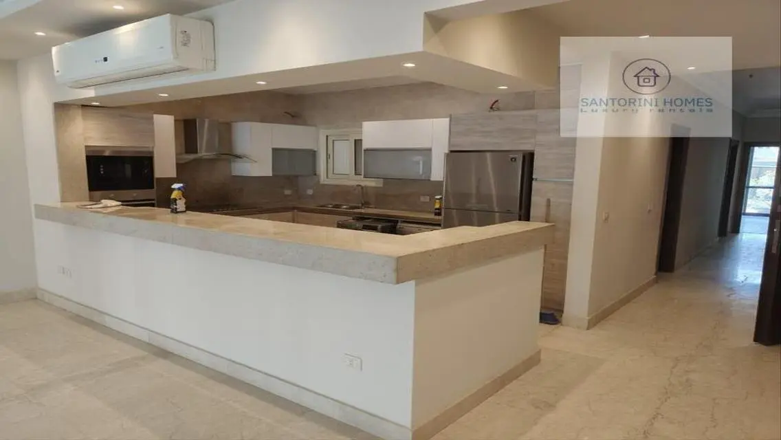 Luxury Villa for Rent in Santorini