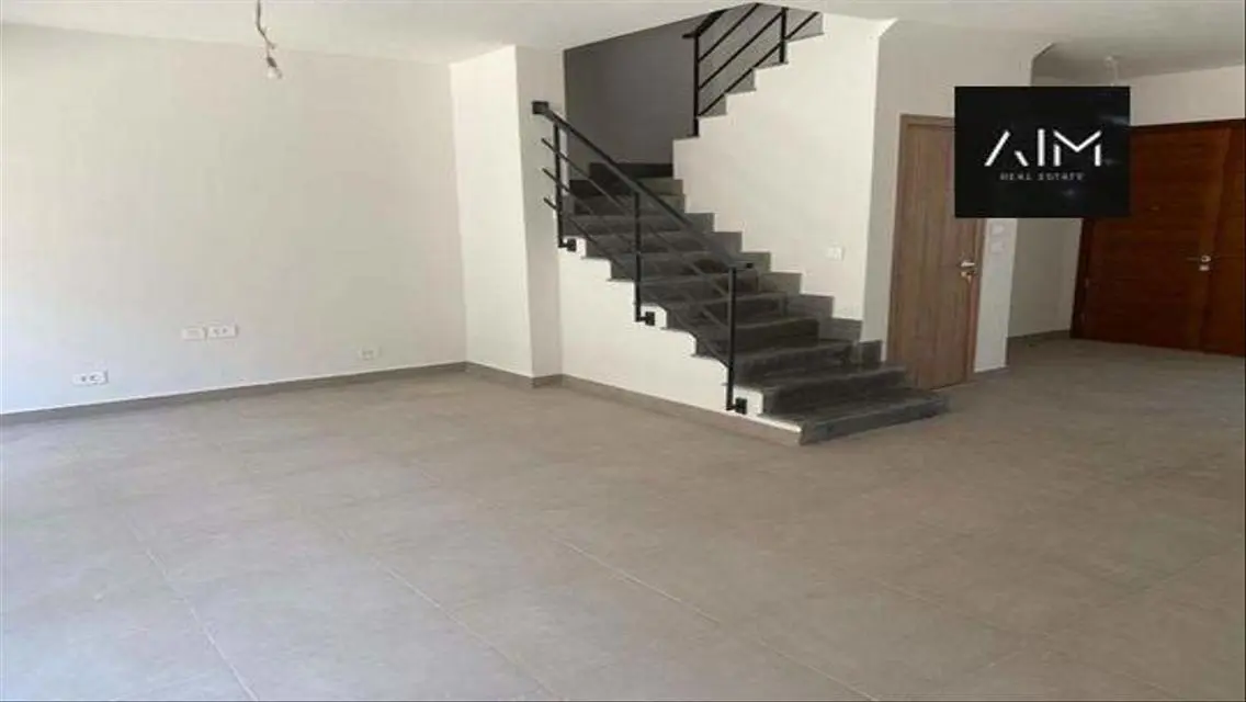 فيلا دوبلكس فوري 276م متشطبه بالتكيفات