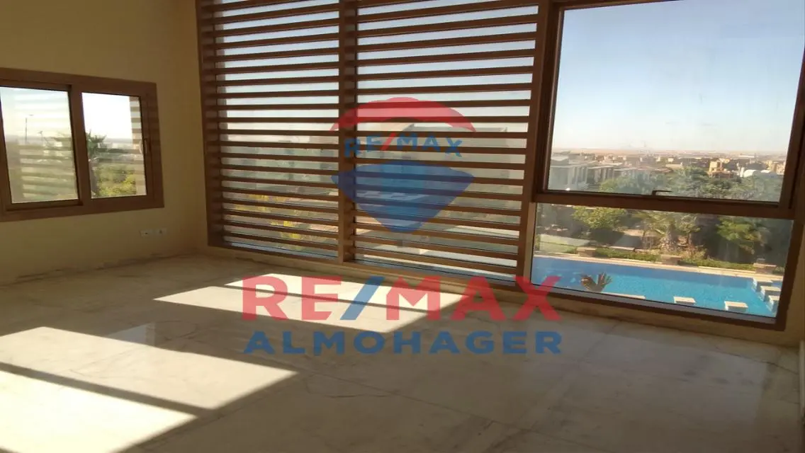للايجار فيلا فاخره بحمام سباحه خاص واجهزه مطبخ