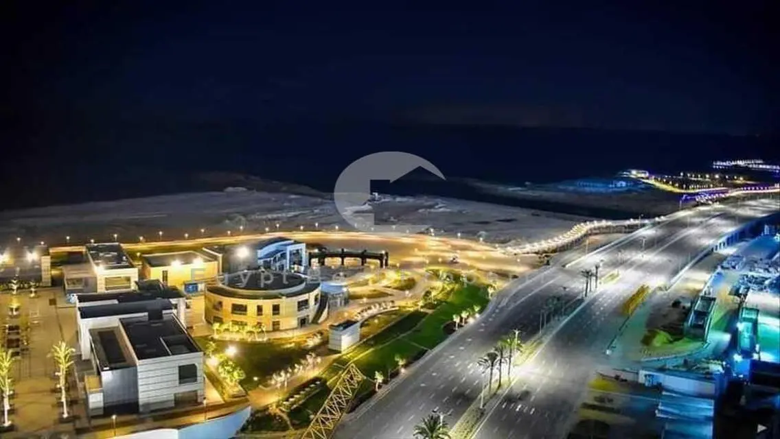 شقه 3 غرف بالعلمين الجديده استلام فوري متشطبه.