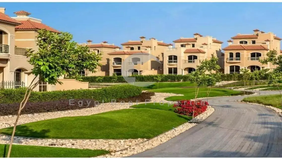 للبيع تاون هاوس في The Vallyes حسن علام مقدم 5%