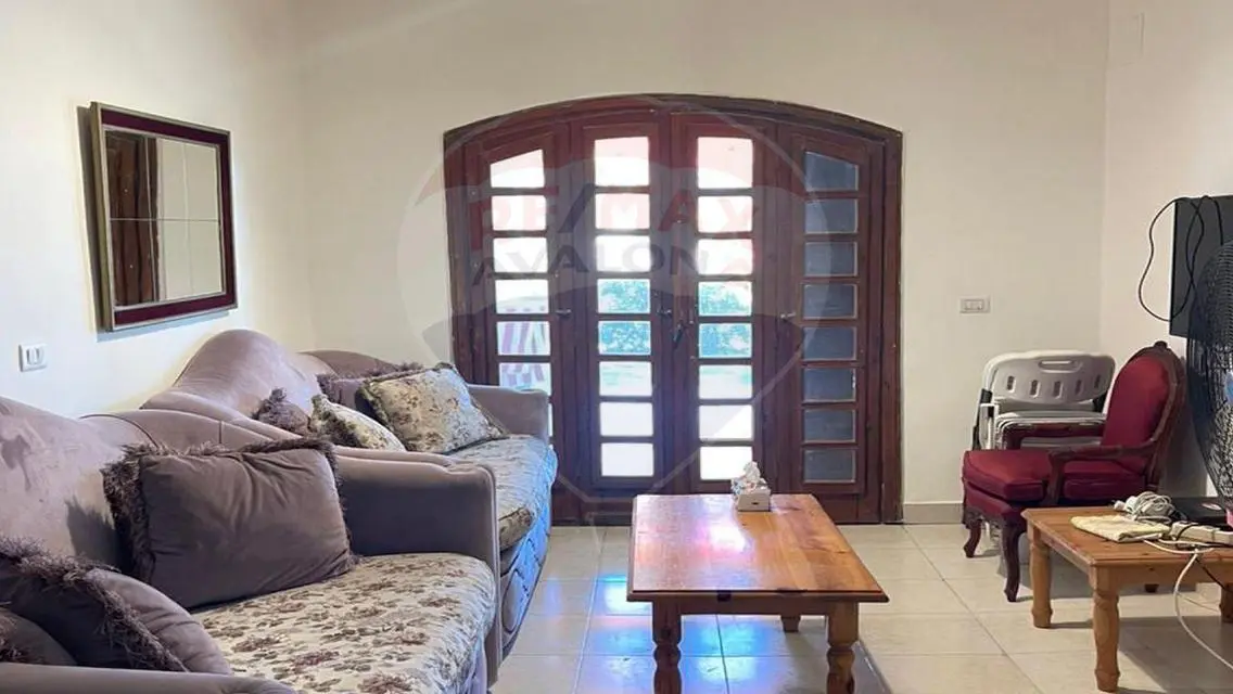 Ground chalet with garden for sale (Marina 4) 165m