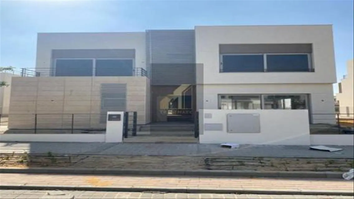 Standalone 520m For sale RTM Under Market price