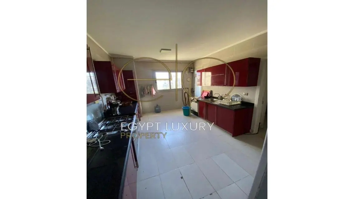 Luxury Apartment for Sale with Lake View