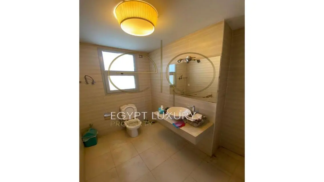 Luxury Apartment for Sale with Lake View