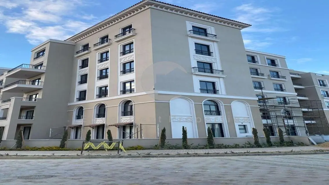 Apartment For Sale In Village West Ready To Move