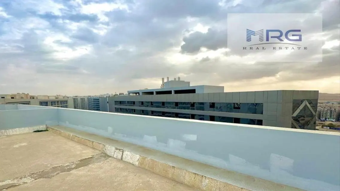 بينتهاوس 203م بروف 100م في وان قطامية فوري