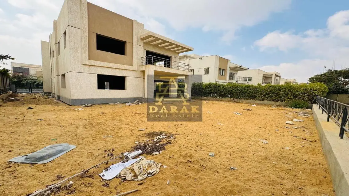 فيلا للبيع مدينتى منفصله 4 غرف خالصه اقل سعر لقطه