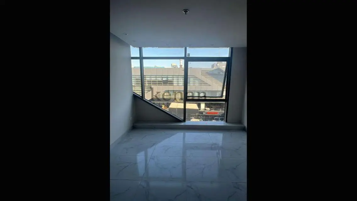 عياده قى مول راقى جاهزه للايجار فى قلب الشيخ زايد