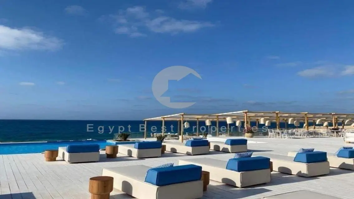Luxury chalet Fully Finished Sea View 3BED-Garden