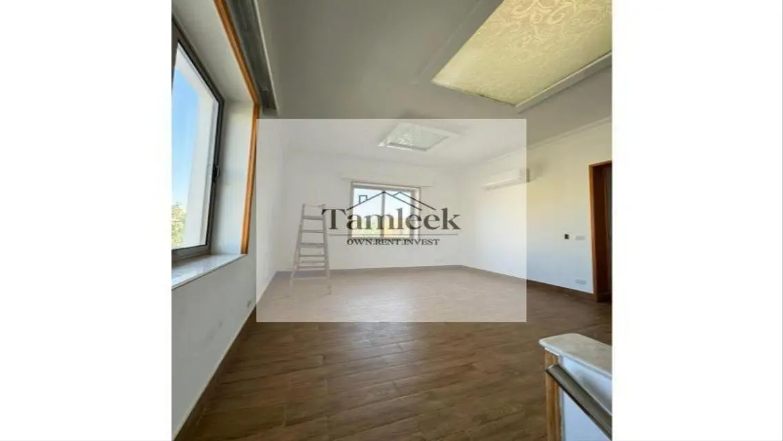 Luxurious Villa Second Row Golf in Allegria