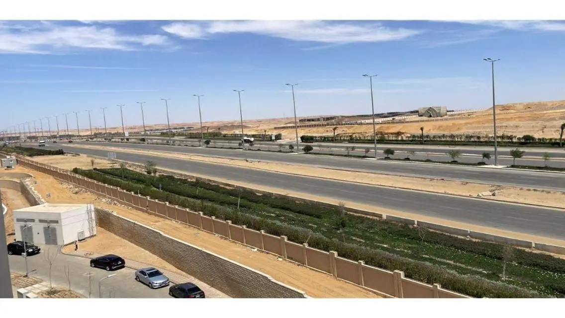 شقة استلام فوري بكمبوند هايد بارك متشطبة