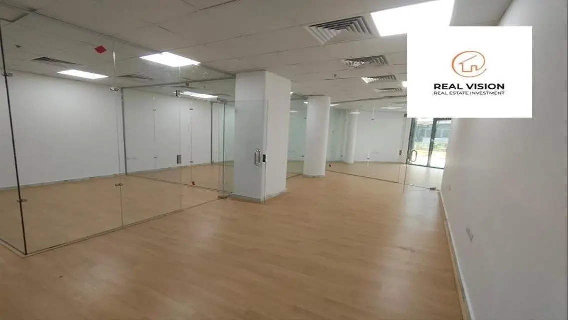 Corner Office 148sqm For Rent In Polygon Sodic
