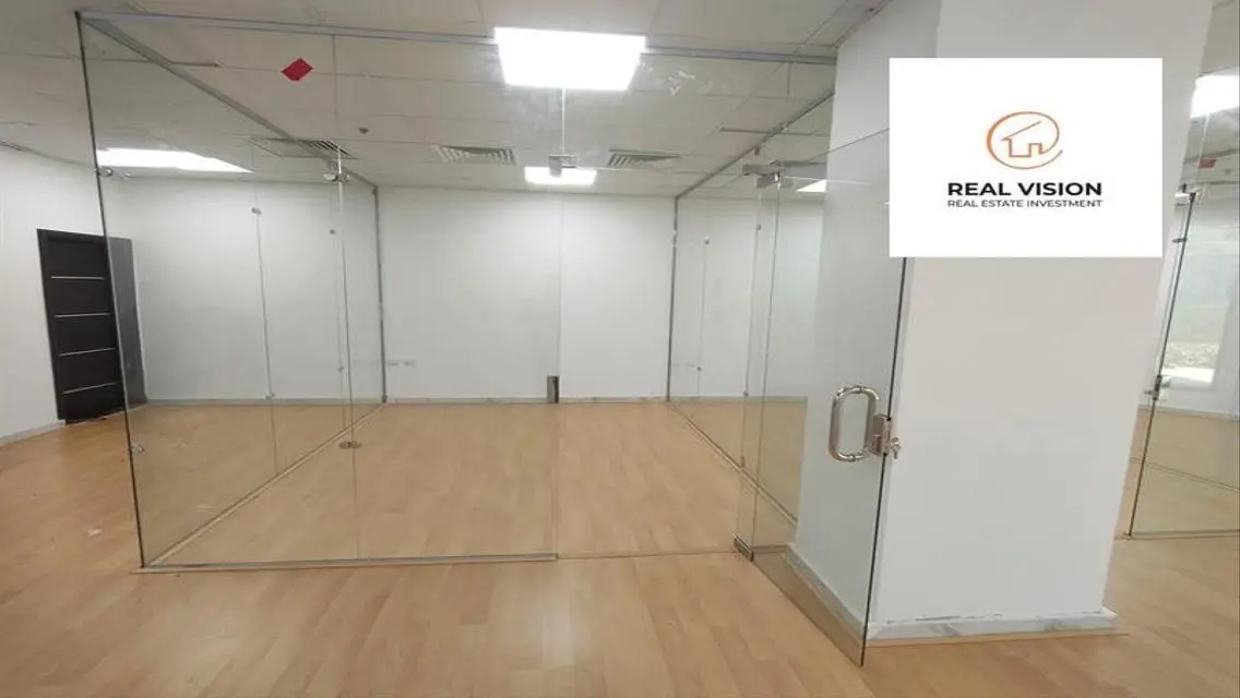 Corner Office 148sqm For Rent In Polygon Sodic