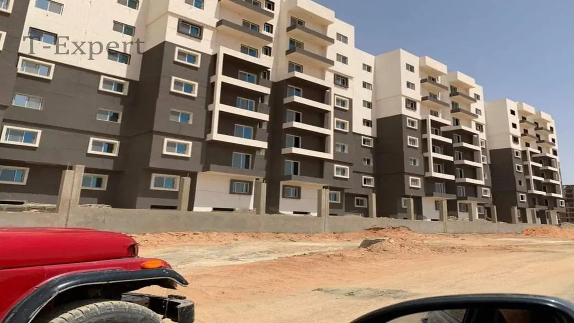 شقه في ارقي الاحياء السكنيه في العاصمه الاداريه