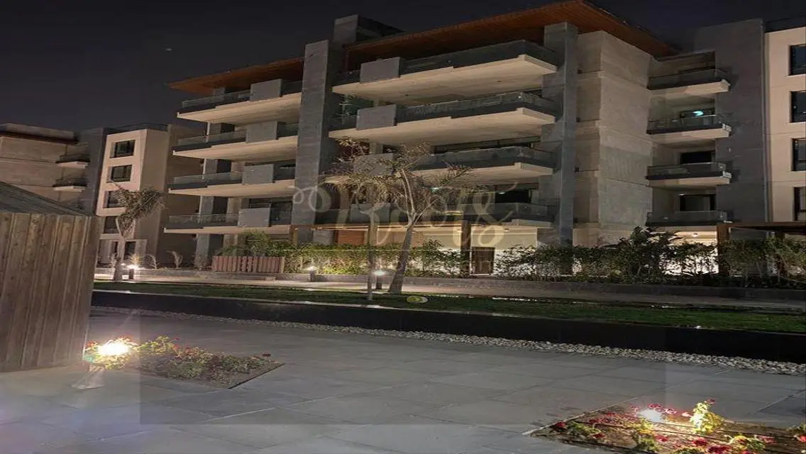 Penthouse Over5Y Prime Location, Cash Discount 40%