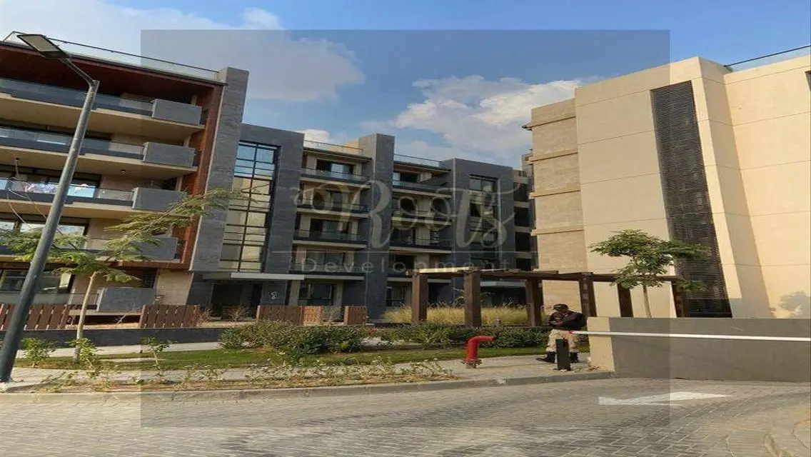 Penthouse Over5Y Prime Location, Cash Discount 40%