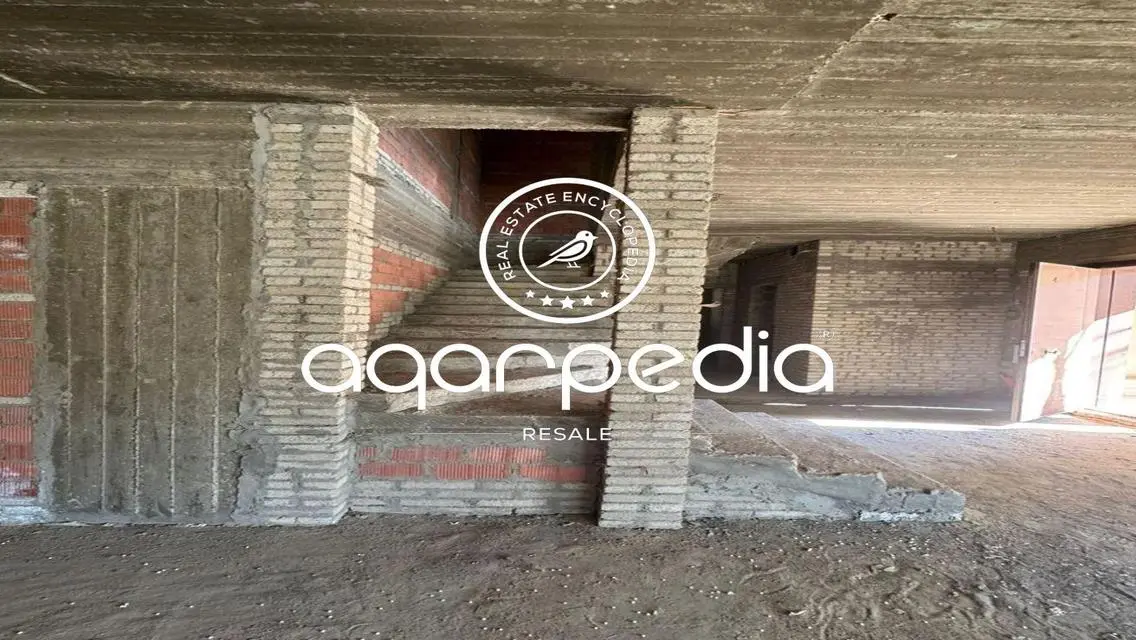 Ground Corner Duplex- Park View - Direct on lagoon