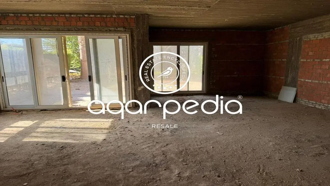 Ground Corner Duplex- Park View - Direct on lagoon