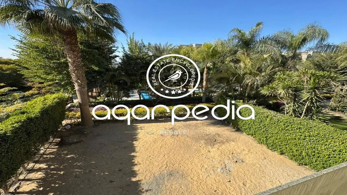 Ground Corner Duplex- Park View - Direct on lagoon