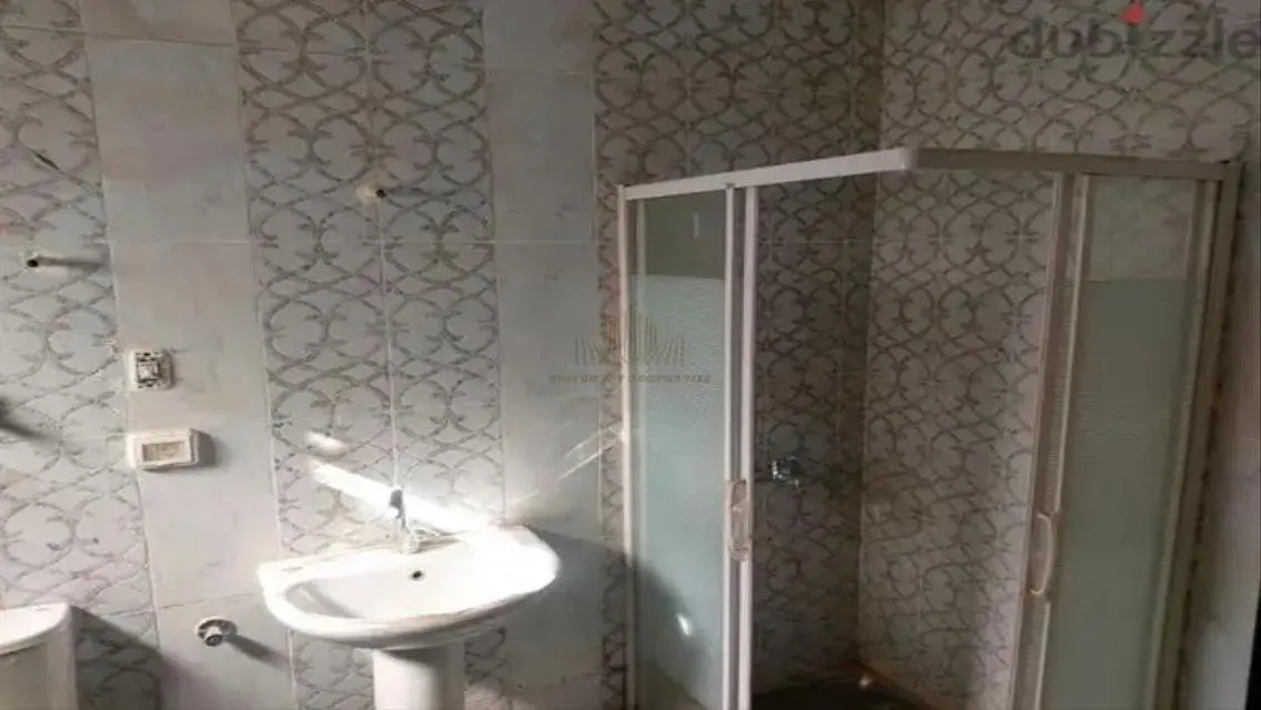 For Rent in sakn masr in very prime location