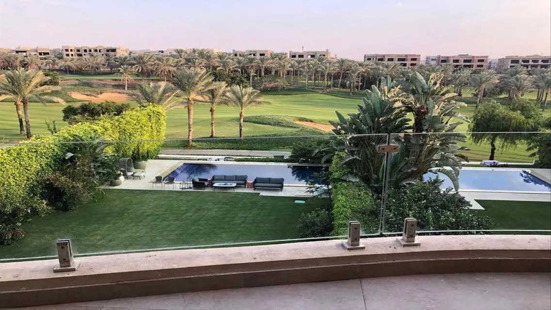 شقه نصف مفروش الترا مودرن اول سكن