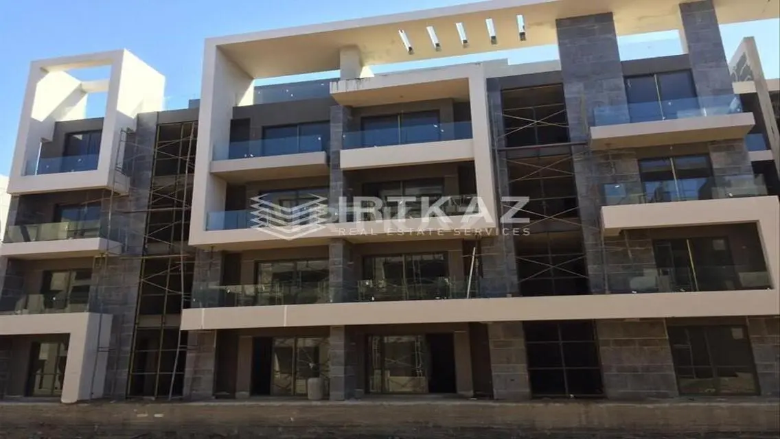 Luxury Apartment with Spacious Layout and Private Garden