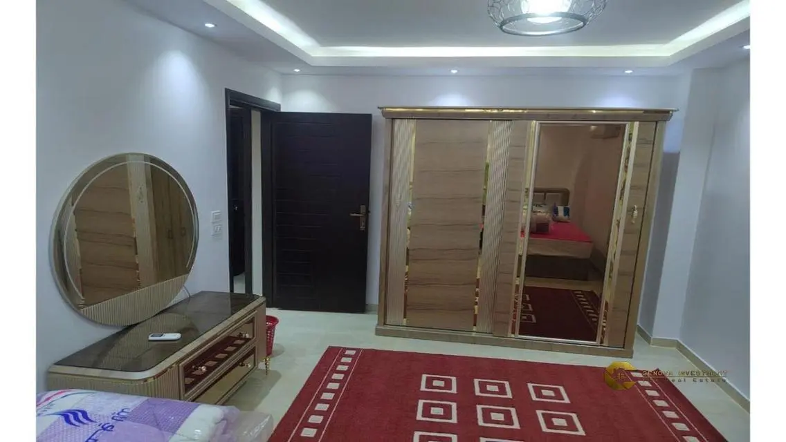 شقه للايجار الحي الثامن الشيخ زايد