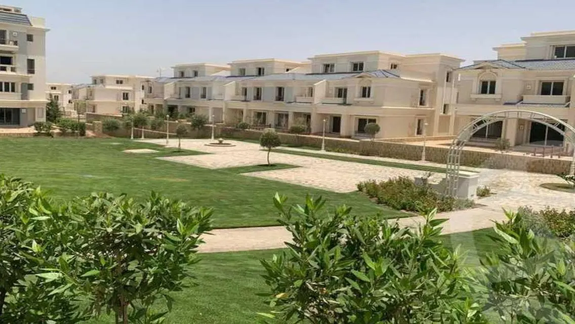 تاون هاوس ريسيل استلام فوري بلوكيشن مميز جداا