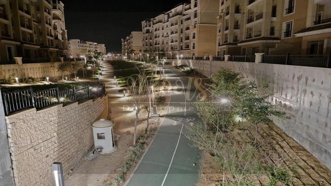 بنتهاوس &#34;ريسيل&#34; بموقع مميز بوول و لاند سكيب فيو